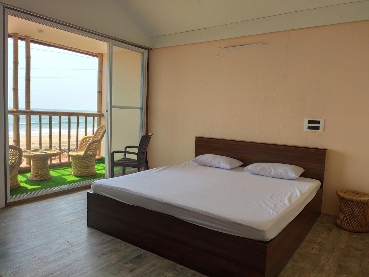Chivarin Resorts Mālvan Exteriér fotografie