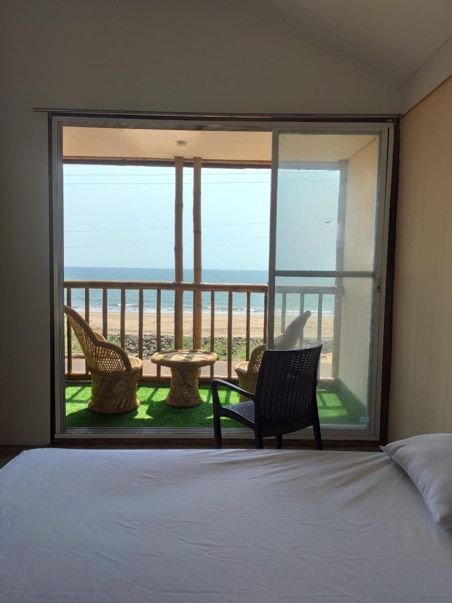 Chivarin Resorts Mālvan Pokoj fotografie